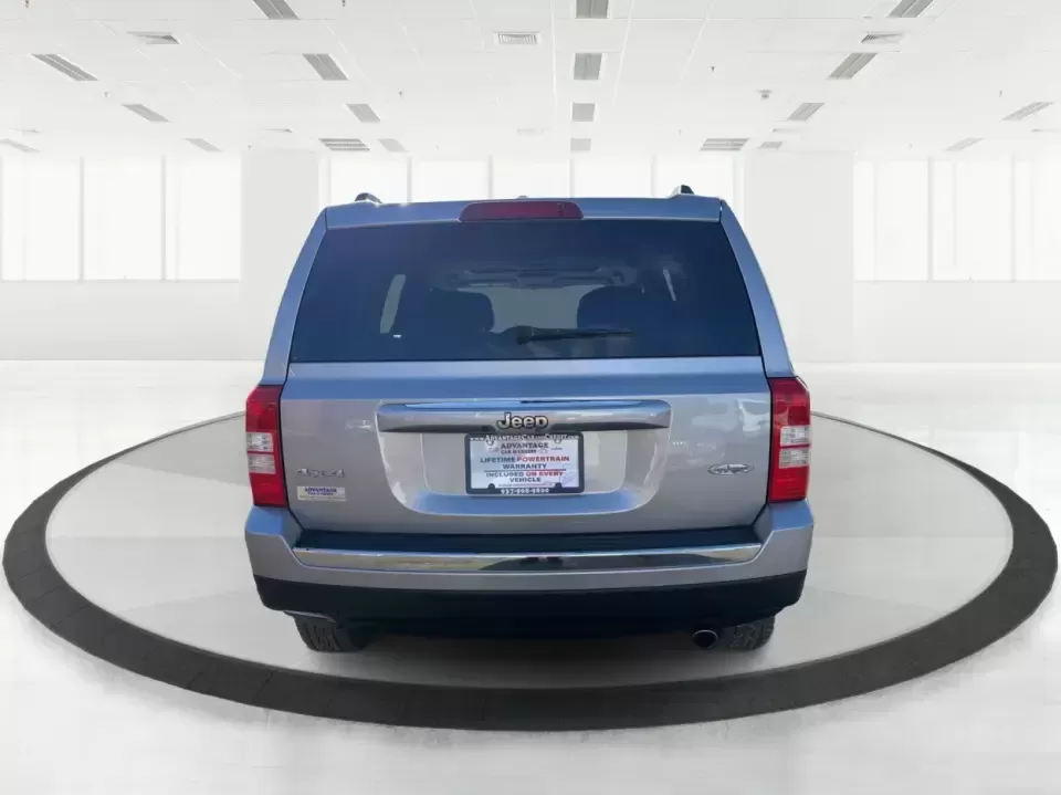 2016 Jeep Patriot High Altitude Edition (1C4NJRFB2GD) with an 2.4L I-4 DOHC engine, Automatic transmission, located at 4508 South Dixie Dr, Moraine, OH, 45439, (937) 908-9800, 39.689976, -84.218452 - **Adventure Awaits with the 2016 Jeep Patriot High Altitude Edition!**<br /> <br /> Are you ready to embrace the outdoors and transform your daily commute into an exciting journey? The 2016 Jeep Patriot High Altitude Edition is here at Advantage Car and Credit in Riverside, OH, where you can experie - Photo#3