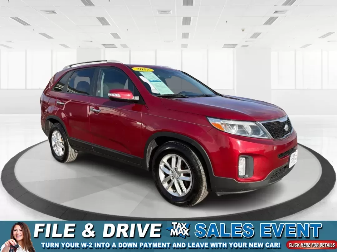 2015 Kia Sorento LX (5XYKT4A61FG) with an 2.4L I-4 gasoline direct injection engine, located at 401 Woodman Dr, Riverside, OH, 45431, (937) 908-9800, 39.760899, -84.123421 - **Experience Adventure with the 2015 Kia Sorento at Advantage Car and Credit - Riverside!**<br /> <br /> Are you ready to elevate your family's weekend getaways or daily commutes? Look no further than this stunning 2015 Kia Sorento LX, available at Advantage Car and Credit in Riverside, OH. This ver - Photo#0