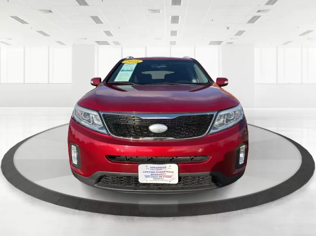 2015 Kia Sorento LX (5XYKT4A61FG) with an 2.4L I-4 gasoline direct injection engine, located at 401 Woodman Dr, Riverside, OH, 45431, (937) 908-9800, 39.760899, -84.123421 - **Experience Adventure with the 2015 Kia Sorento at Advantage Car and Credit - Riverside!**<br /> <br /> Are you ready to elevate your family's weekend getaways or daily commutes? Look no further than this stunning 2015 Kia Sorento LX, available at Advantage Car and Credit in Riverside, OH. This ver - Photo#7
