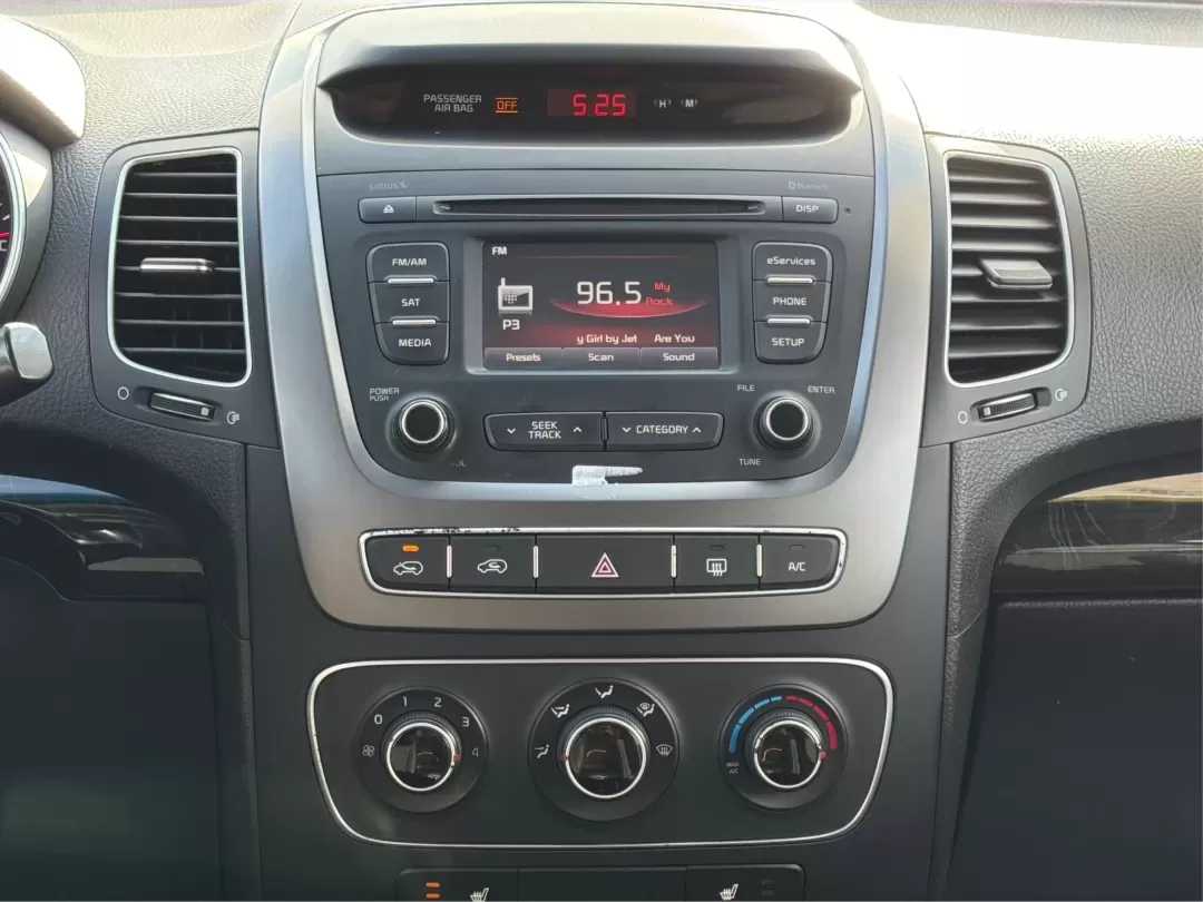 2015 Kia Sorento LX (5XYKT4A61FG) with an 2.4L I-4 gasoline direct injection engine, located at 401 Woodman Dr, Riverside, OH, 45431, (937) 908-9800, 39.760899, -84.123421 - **Experience Adventure with the 2015 Kia Sorento at Advantage Car and Credit - Riverside!**<br /> <br /> Are you ready to elevate your family's weekend getaways or daily commutes? Look no further than this stunning 2015 Kia Sorento LX, available at Advantage Car and Credit in Riverside, OH. This ver - Photo#13