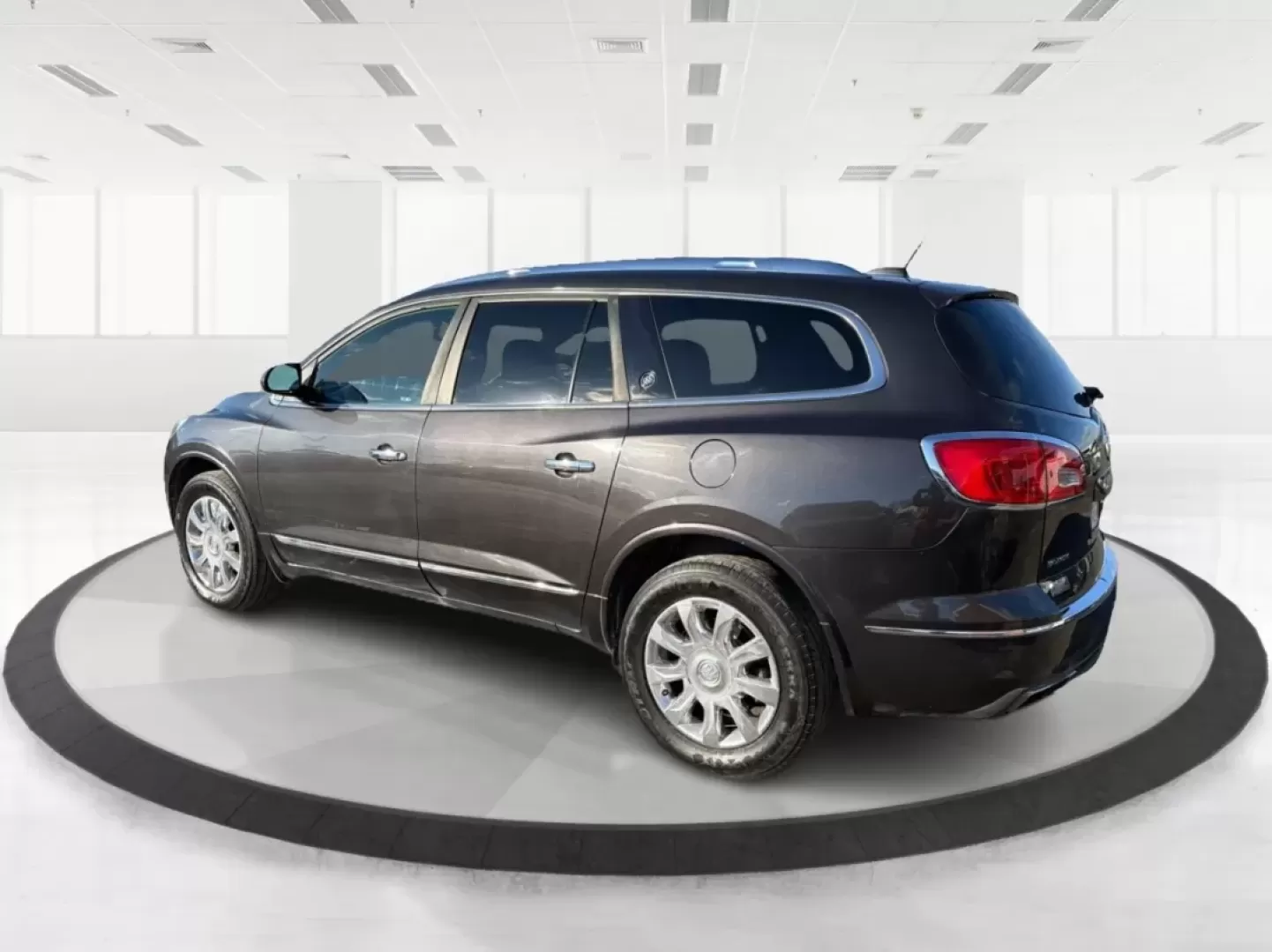 2017 Buick Enclave Leather (5GAKVBKD5HJ) with an 3.6L V-6 gasoline direct injection engine, located at 8750 N County Rd 25A, Piqua, OH, 45356, (937) 908-9800, 40.164391, -84.232513 - **Experience Adventure and Comfort with the 2017 Buick Enclave at Advantage Car and Credit - Piqua!**<br /> <br /> Are you ready to elevate your family road trips or daily commutes with a vehicle that combines sophistication, comfort, and reliability? Look no further than this stunning 2017 Buick En - Photo#4