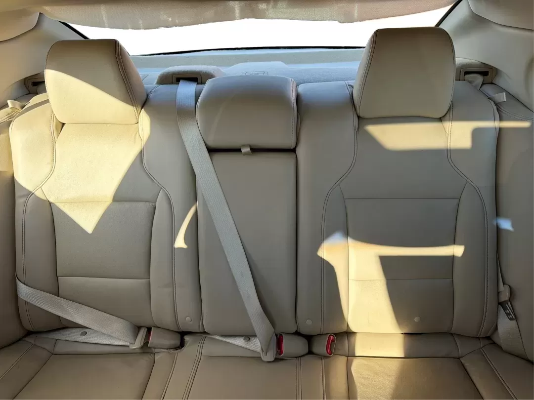 2014 Ford Taurus SEL (1FAHP2E85EG) with an EcoBoost 2L I-4 gasoline direct injection engine, located at 1230 East Main St, Xenia, OH, 45385, (937) 908-9800, 39.688026, -83.910172 - **Experience the Road Like Never Before in Your 2014 Ford Taurus SEL! Perfect for Commuters and Families Alike!**<br /> <br /> Are you ready to elevate your driving experience? The 2014 Ford Taurus SEL is not just a sedan; it's a lifestyle upgrade. Ideal for daily commuters, growing families, or any - Photo#14