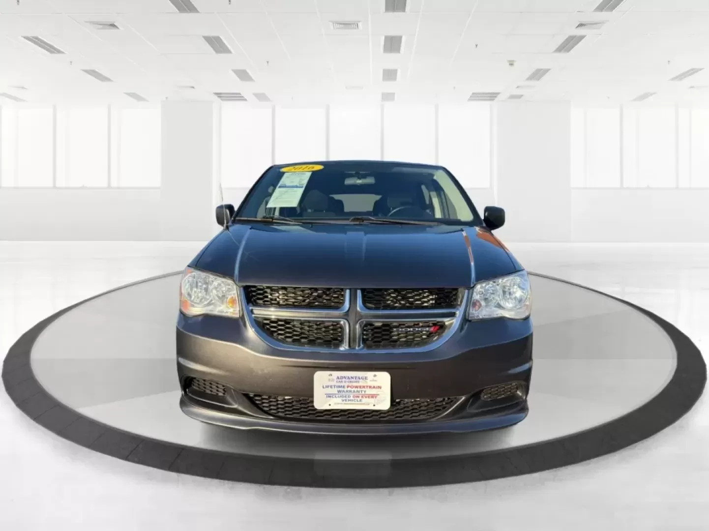 2016 Dodge Grand Caravan American Value Pkg (2C4RDGBG7GR) with an Pentastar 3.6L V-6 DOHC engine, 6A transmission, located at 4508 South Dixie Dr, Moraine, OH, 45439, (937) 908-9800, 39.689976, -84.218452 - **Discover the Freedom of Family Adventures with the 2016 Dodge Grand Caravan at Advantage Car and Credit - Moraine!**<br /> <br /> Are you ready to transform your family outings into unforgettable adventures? The 2016 Dodge Grand Caravan is the perfect companion for busy parents, spacious enough to - Photo#7