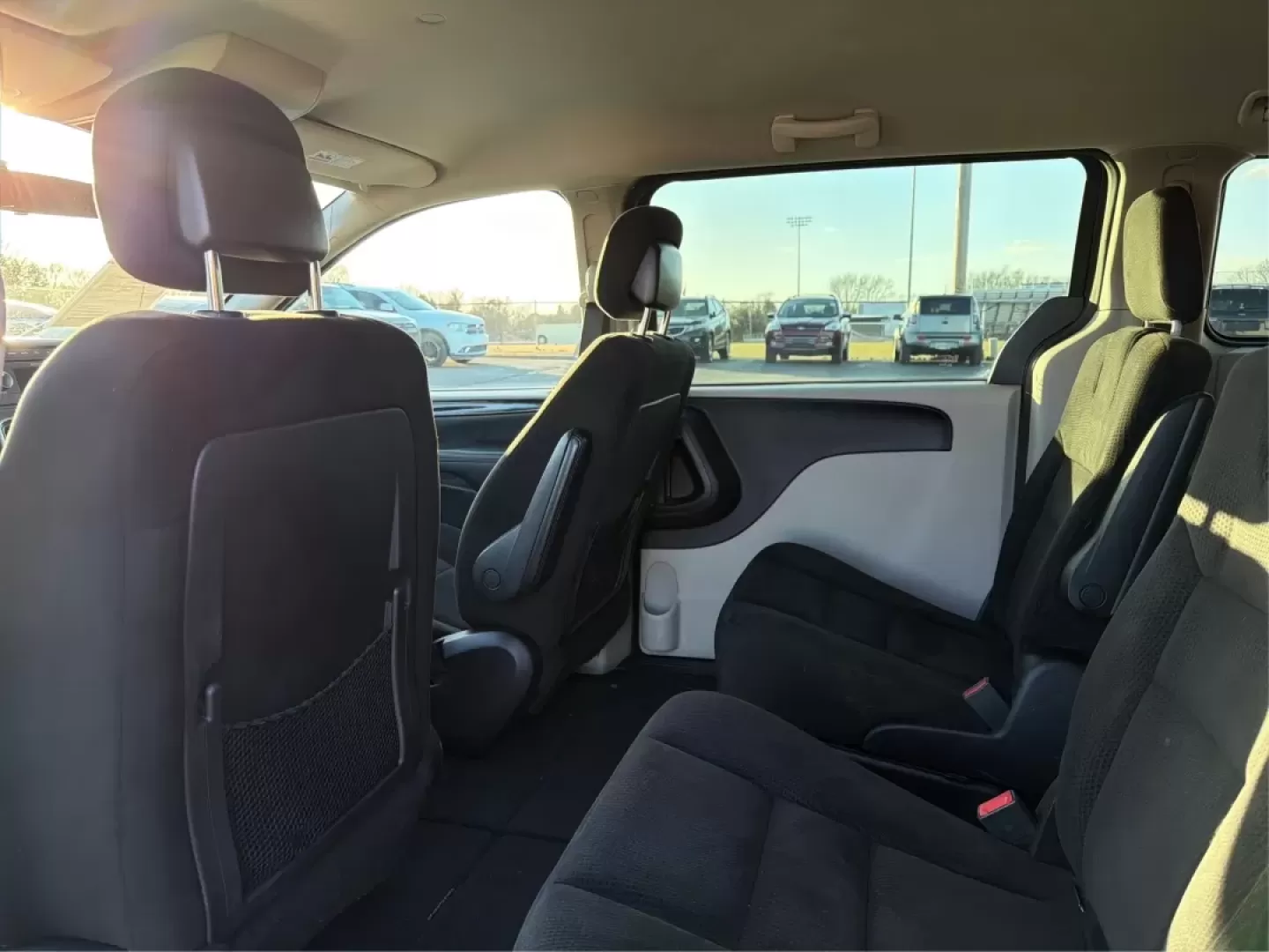 2016 Dodge Grand Caravan American Value Pkg (2C4RDGBG7GR) with an Pentastar 3.6L V-6 DOHC engine, 6A transmission, located at 4508 South Dixie Dr, Moraine, OH, 45439, (937) 908-9800, 39.689976, -84.218452 - **Discover the Freedom of Family Adventures with the 2016 Dodge Grand Caravan at Advantage Car and Credit - Moraine!**<br /> <br /> Are you ready to transform your family outings into unforgettable adventures? The 2016 Dodge Grand Caravan is the perfect companion for busy parents, spacious enough to - Photo#10