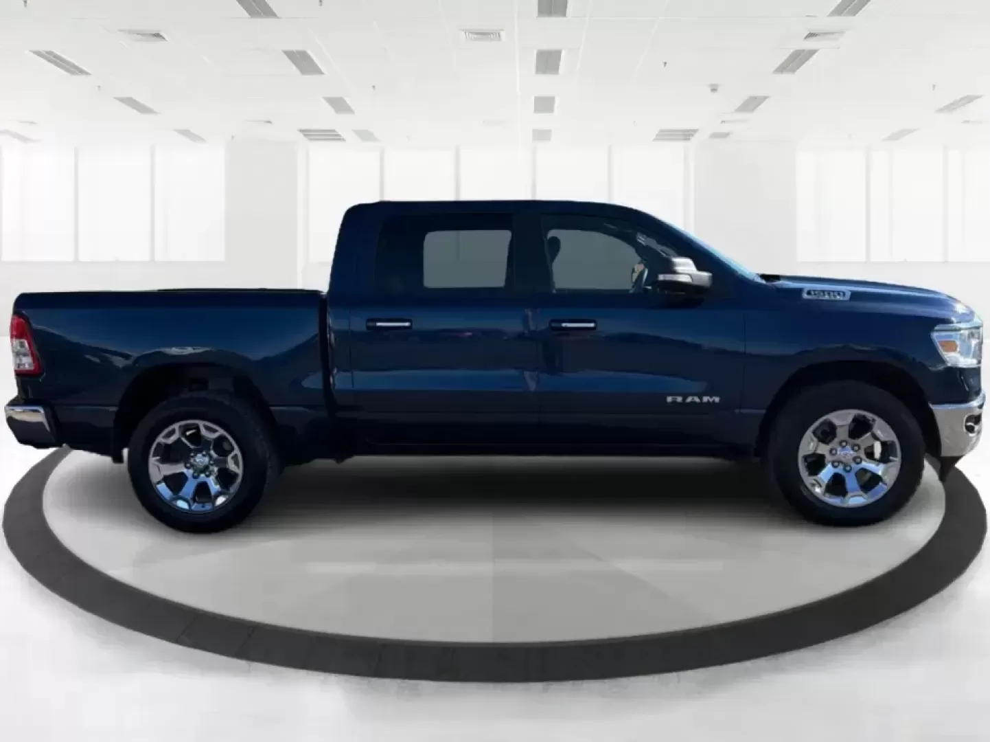2019 Ram 1500 Big Horn/Lone Star Crew Cab 4x4 5'7 Box (1C6SRFFT2KN) with an 5.7L V8 OHV 16V engine, 8A transmission, located at 880 E. National Road, Vandalia, OH, 45377, (937) 908-9800, 39.891918, -84.183594 - **Experience the Ultimate Adventure with the 2019 Ram 1500 Big Horn/Lone Star Crew Cab 4x4!**<br /> <br /> If you're searching for a truck that seamlessly blends rugged capability with everyday practicality, look no further than the 2019 Ram 1500 Big Horn/Lone Star Crew Cab 4x4, available now at Adv - Photo#1