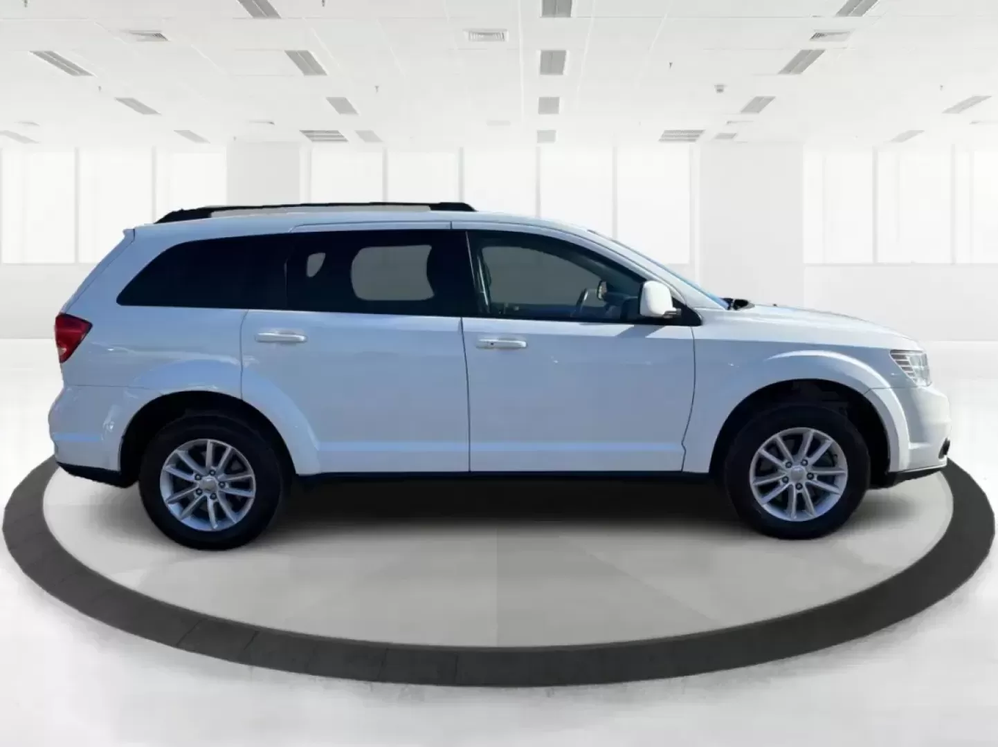 2016 Dodge Journey SXT (3C4PDCBG8GT) with an 3.6L V6 DOHC 24V engine, 4A transmission, located at 401 Woodman Dr, Riverside, OH, 45431, (937) 908-9800, 39.760899, -84.123421 - **Unleash Your Adventurous Spirit with the 2016 Dodge Journey SXT A Perfect SUV for Family Escapades!**<br /> <br /> Are you a growing family looking for the ideal vehicle to accommodate your lifestyle? Or perhaps you need a reliable SUV that excels in both daily commutes and weekend adventures? Lo - Photo#1