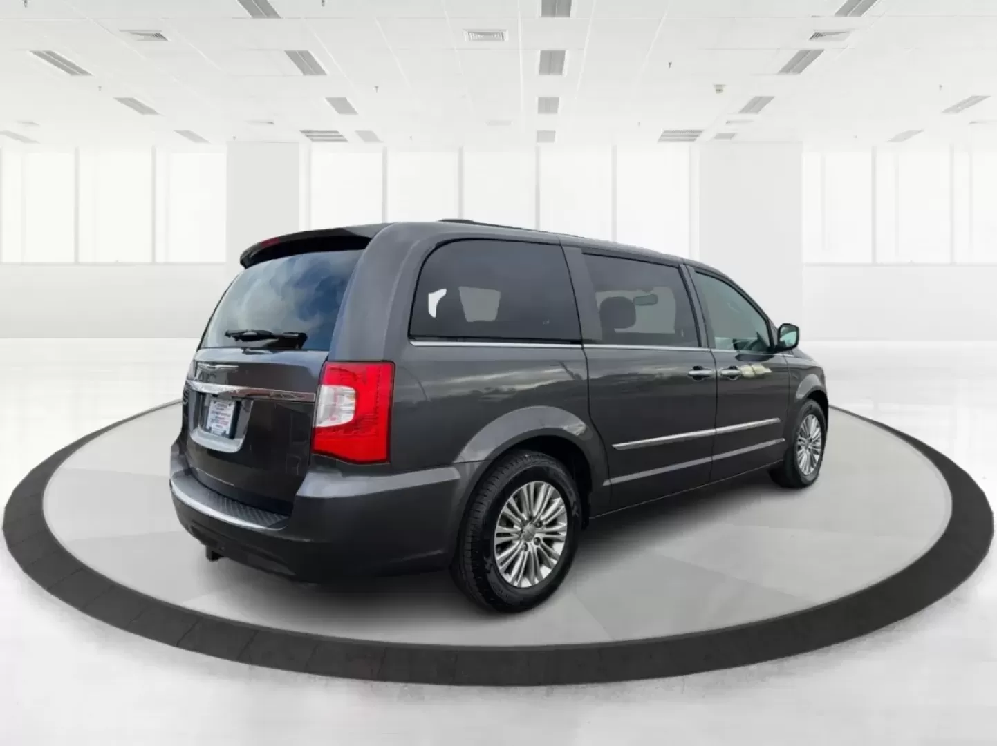 2016 Chrysler Town and Country Touring-L Anniversary Edition (2C4RC1CG8GR) with an Pentastar 3.6L V-6 DOHC engine, 6A transmission, located at 401 Woodman Dr, Riverside, OH, 45431, (937) 908-9800, 39.760899, -84.123421 - Experience the ultimate in family-friendly transportation with the 2016 Chrysler Town and Country, available now at Advantage Car and Credit in Riverside, OH! This exceptional passenger van is perfect for those seeking both versatility and comfort, making it an ideal choice for growing families, w - Photo#2
