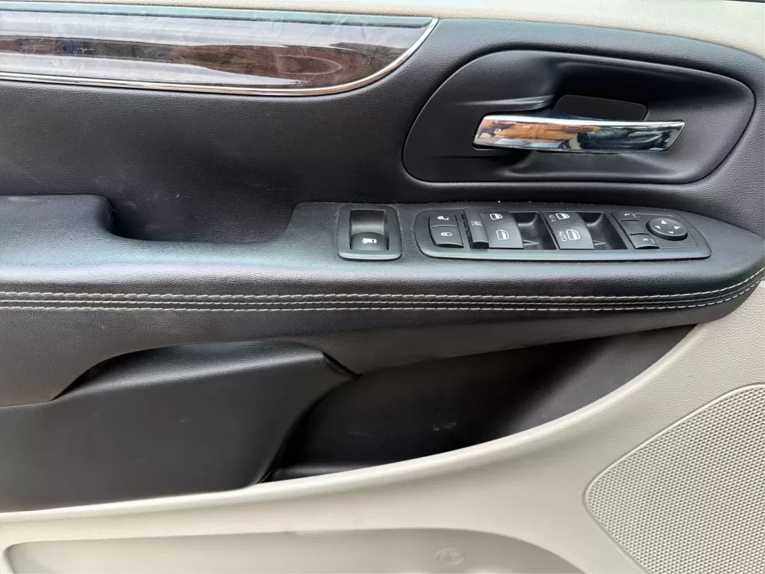 2016 Chrysler Town and Country Touring-L Anniversary Edition (2C4RC1CG8GR) with an Pentastar 3.6L V-6 DOHC engine, 6A transmission, located at 401 Woodman Dr, Riverside, OH, 45431, (937) 908-9800, 39.760899, -84.123421 - Experience the ultimate in family-friendly transportation with the 2016 Chrysler Town and Country, available now at Advantage Car and Credit in Riverside, OH! This exceptional passenger van is perfect for those seeking both versatility and comfort, making it an ideal choice for growing families, w - Photo#19