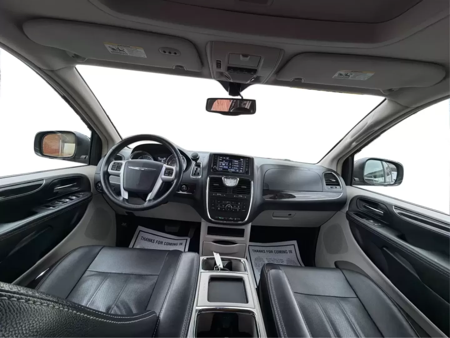 2016 Chrysler Town and Country Touring-L Anniversary Edition (2C4RC1CG8GR) with an Pentastar 3.6L V-6 DOHC engine, 6A transmission, located at 401 Woodman Dr, Riverside, OH, 45431, (937) 908-9800, 39.760899, -84.123421 - Experience the ultimate in family-friendly transportation with the 2016 Chrysler Town and Country, available now at Advantage Car and Credit in Riverside, OH! This exceptional passenger van is perfect for those seeking both versatility and comfort, making it an ideal choice for growing families, w - Photo#22