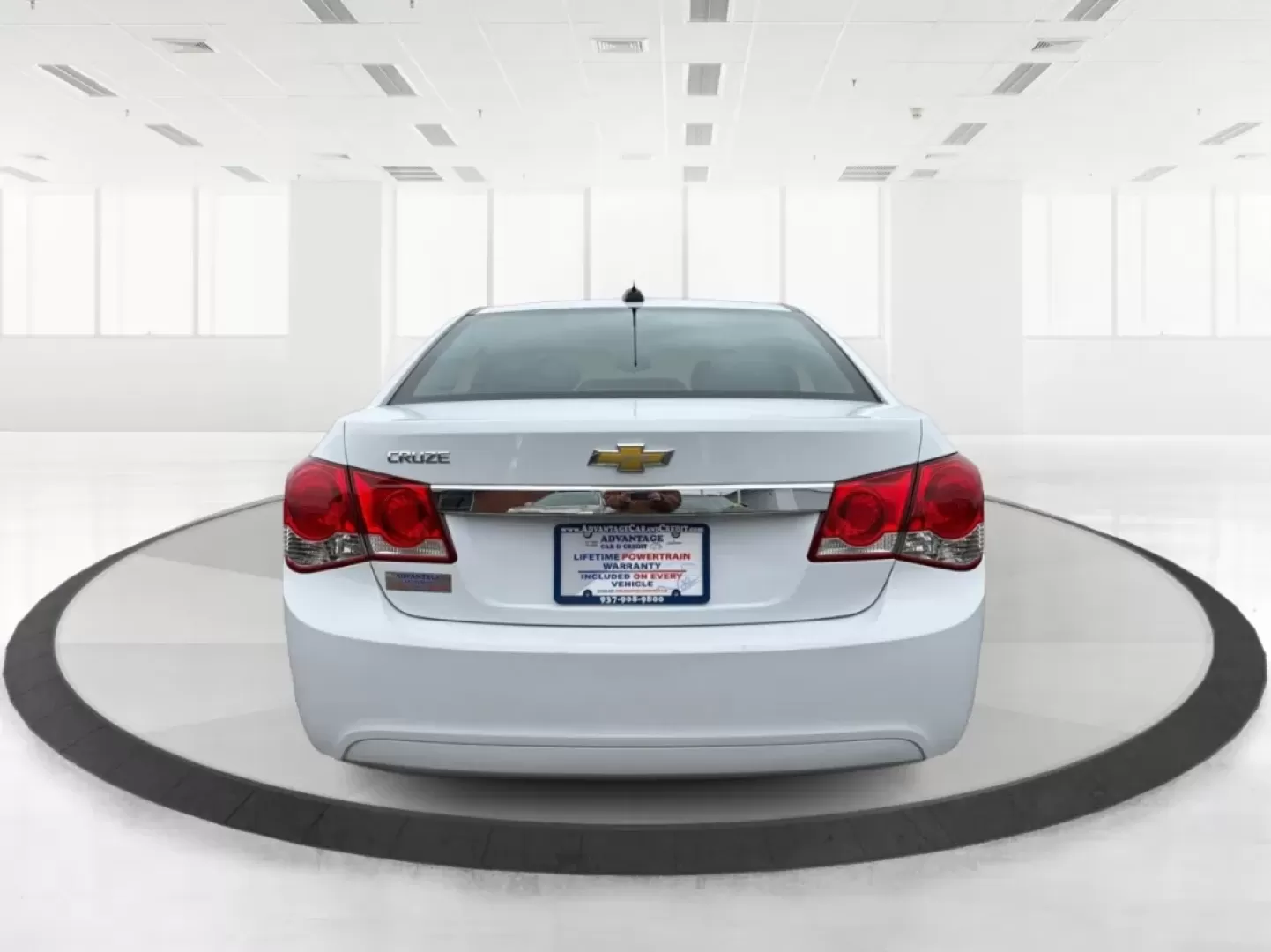 2015 Chevrolet Cruze LS Auto (1G1PA5SH8F7) with an ECOTEC 1.8L I-4 DOHC engine, 6-Speed Automatic transmission, located at 1951 S Dayton Lakeview Rd., New Carlisle, OH, 45344, (937) 908-9800, 39.890999, -84.050255 - **Drive Your Future with Confidence: 2015 Chevrolet Cruze at Advantage Car and Credit in New Carlisle, OH**<br /> <br /> Are you searching for a reliable and stylish vehicle that fits your busy lifestyle? Look no further than this 2015 Chevrolet Cruze, available now at Advantage Car and Credit in Ne - Photo#3