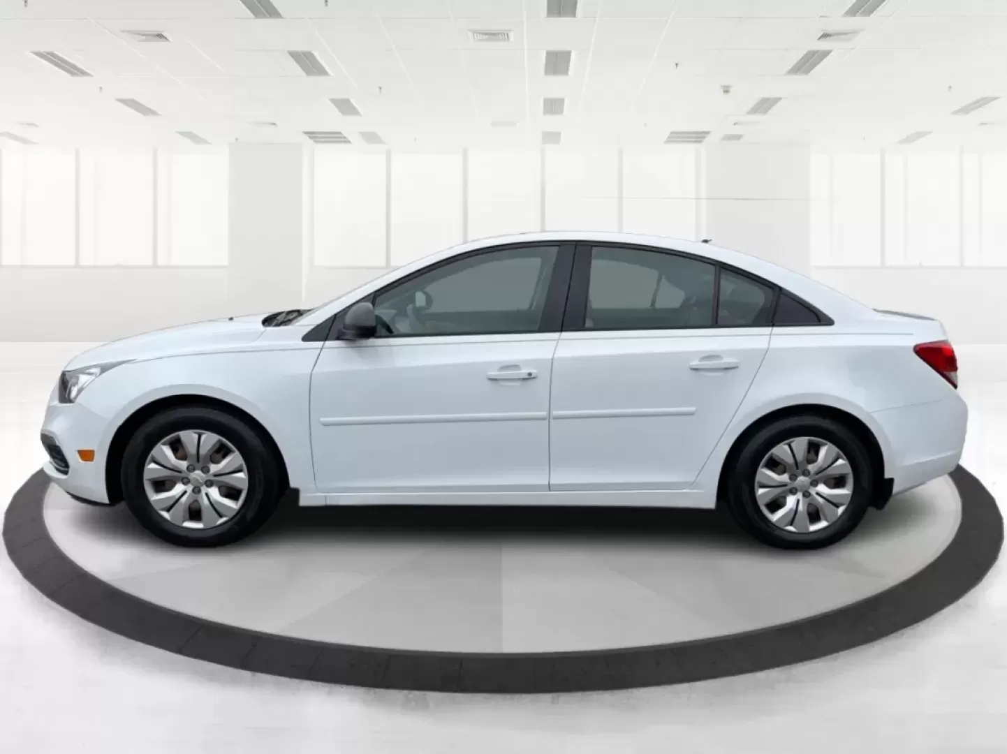 2015 Chevrolet Cruze LS Auto (1G1PA5SH8F7) with an ECOTEC 1.8L I-4 DOHC engine, 6-Speed Automatic transmission, located at 1951 S Dayton Lakeview Rd., New Carlisle, OH, 45344, (937) 908-9800, 39.890999, -84.050255 - **Drive Your Future with Confidence: 2015 Chevrolet Cruze at Advantage Car and Credit in New Carlisle, OH**<br /> <br /> Are you searching for a reliable and stylish vehicle that fits your busy lifestyle? Look no further than this 2015 Chevrolet Cruze, available now at Advantage Car and Credit in Ne - Photo#5