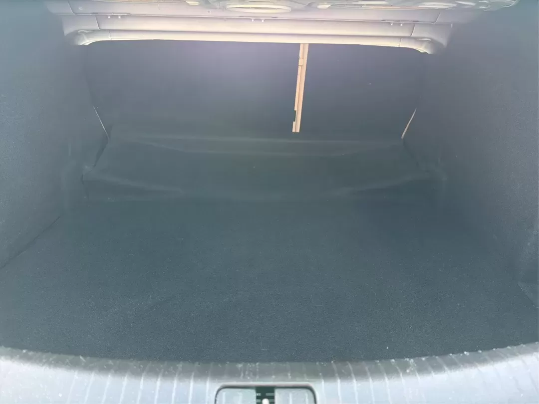 2013 Buick Regal Turbo - Premium 1 (2G4GS5EV4D9) with an ECOTEC 2L I-4 gasoline direct injection engine, located at 1184 Kauffman Ave, Fairborn, OH, 45324, (937) 908-9800, 39.807072, -84.030914 - **Discover the Perfect Blend of Comfort and Performance with the 2013 Buick Regal Turbo Premium 1!**<br /> <br /> Are you in the market for a vehicle that combines luxury, performance, and practicality? Look no further than the stunning 2013 Buick Regal Turbo Premium 1, available now at Advantage Ca - Photo#12