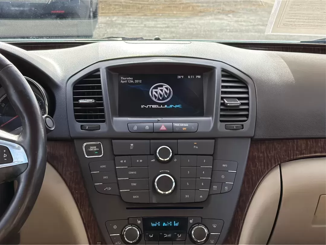 2013 Buick Regal Turbo - Premium 1 (2G4GS5EV4D9) with an ECOTEC 2L I-4 gasoline direct injection engine, located at 1184 Kauffman Ave, Fairborn, OH, 45324, (937) 908-9800, 39.807072, -84.030914 - **Discover the Perfect Blend of Comfort and Performance with the 2013 Buick Regal Turbo Premium 1!**<br /> <br /> Are you in the market for a vehicle that combines luxury, performance, and practicality? Look no further than the stunning 2013 Buick Regal Turbo Premium 1, available now at Advantage Ca - Photo#13