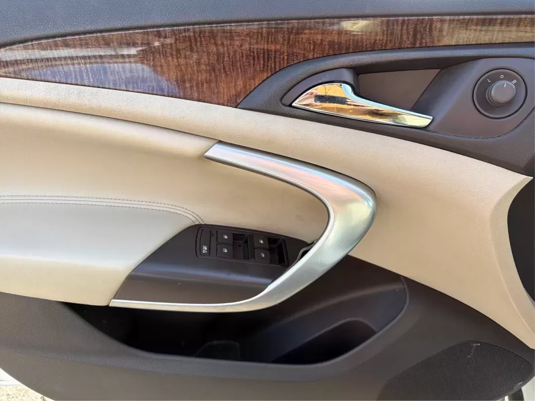 2013 Buick Regal Turbo - Premium 1 (2G4GS5EV4D9) with an ECOTEC 2L I-4 gasoline direct injection engine, located at 1184 Kauffman Ave, Fairborn, OH, 45324, (937) 908-9800, 39.807072, -84.030914 - **Discover the Perfect Blend of Comfort and Performance with the 2013 Buick Regal Turbo Premium 1!**<br /> <br /> Are you in the market for a vehicle that combines luxury, performance, and practicality? Look no further than the stunning 2013 Buick Regal Turbo Premium 1, available now at Advantage Ca - Photo#19