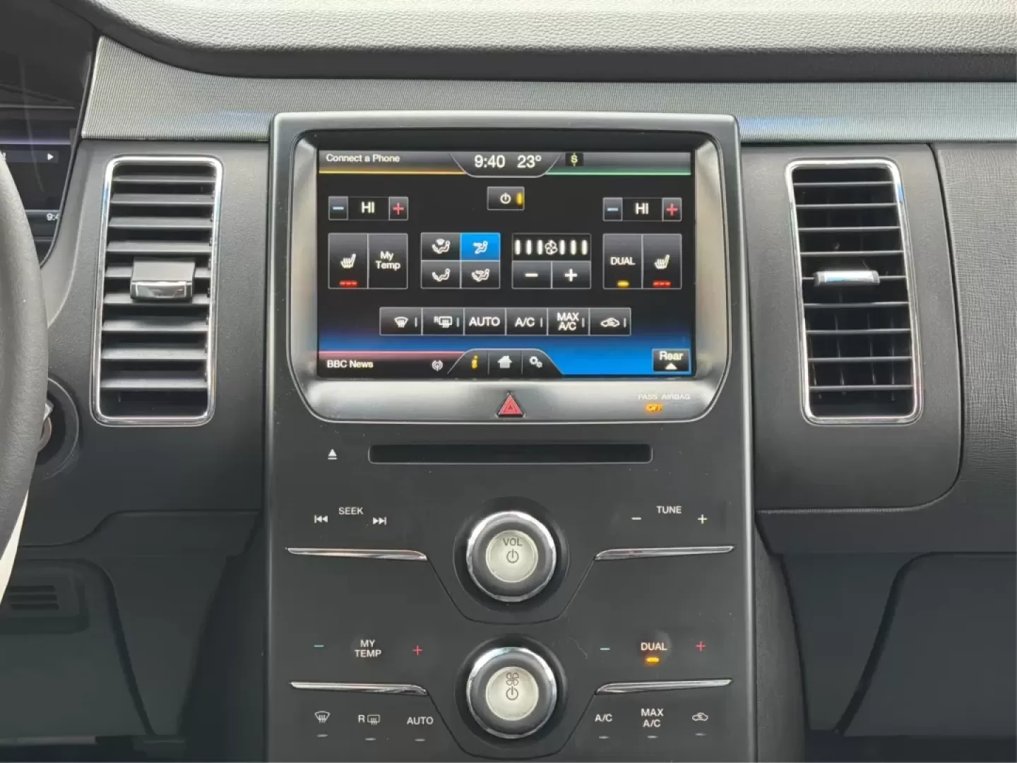 2014 Ford Flex SEL (2FMGK5C83EB) with an 3.5L V-6 DOHC engine, located at 401 Woodman Dr, Riverside, OH, 45431, (937) 908-9800, 39.760899, -84.123421 - **Explore the Open Road with Confidence: 2014 Ford Flex SEL at Advantage Car and Credit**<br /> <br /> Are you searching for the perfect vehicle to accommodate your active lifestyle? Look no further! The 2014 Ford Flex SEL is not just a car; it's a gateway to unforgettable family road trips, weekend - Photo#13