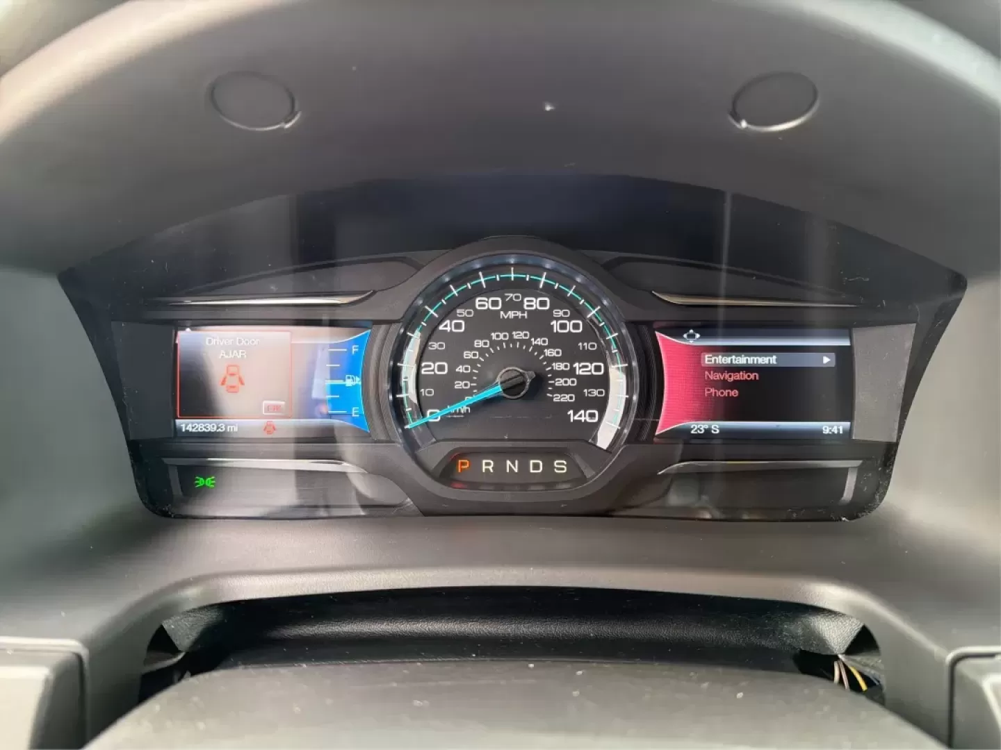 2014 Ford Flex SEL (2FMGK5C83EB) with an 3.5L V-6 DOHC engine, located at 401 Woodman Dr, Riverside, OH, 45431, (937) 908-9800, 39.760899, -84.123421 - **Explore the Open Road with Confidence: 2014 Ford Flex SEL at Advantage Car and Credit**<br /> <br /> Are you searching for the perfect vehicle to accommodate your active lifestyle? Look no further! The 2014 Ford Flex SEL is not just a car; it's a gateway to unforgettable family road trips, weekend - Photo#15