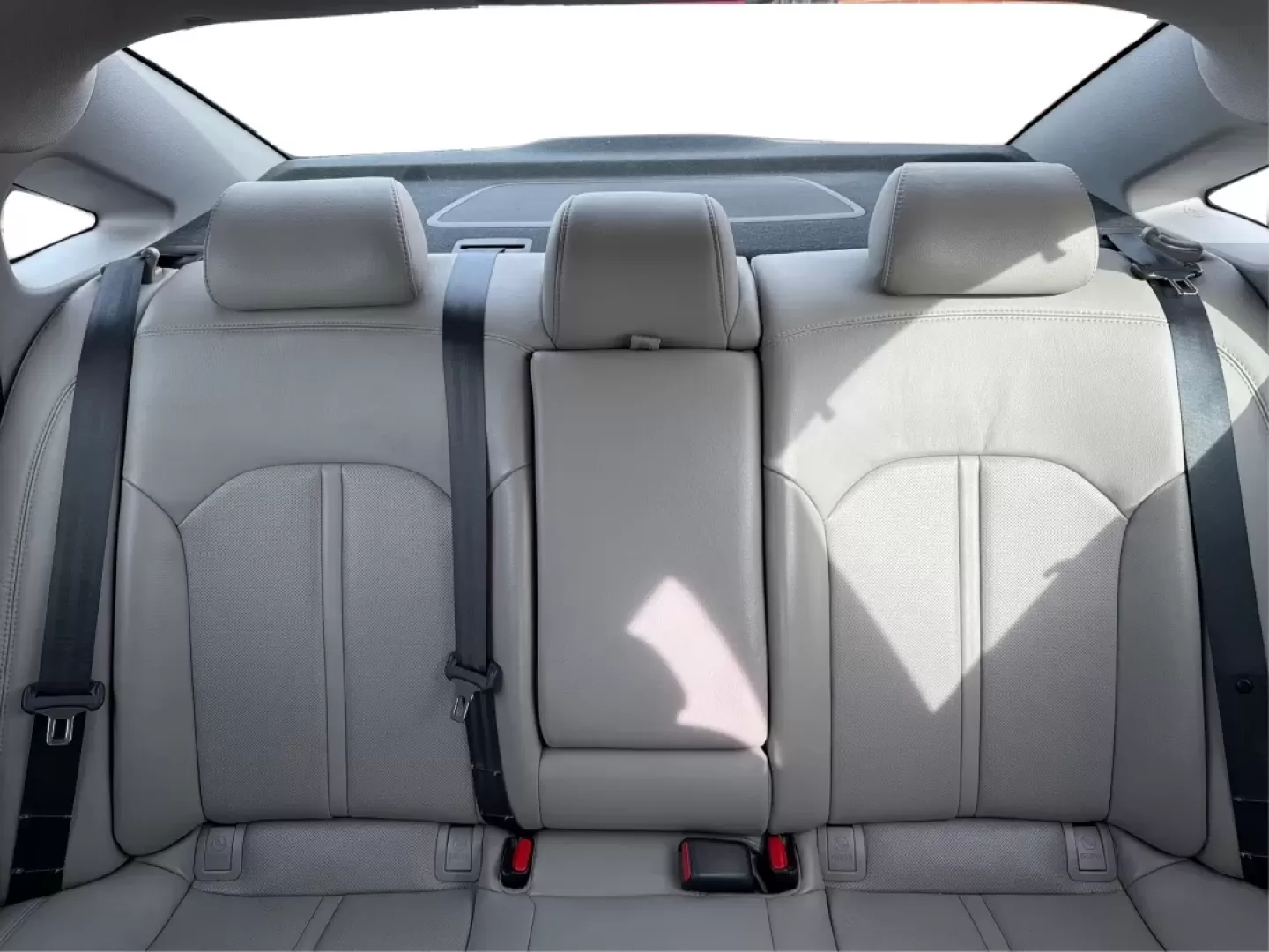 2015 Hyundai Sonata Limited (5NPE34AF8FH) with an 2.4L I-4 gasoline direct injection engine, 6-Speed Automatic transmission, located at 8750 N County Rd 25A, Piqua, OH, 45356, (937) 908-9800, 40.164391, -84.232513 - Are you in the market for a dependable vehicle that perfectly balances comfort, style, and performance? Look no further than the 2015 Hyundai Sonata Limited, available now at Advantage Car and Credit - Piqua. Whether you're commuting to work, running errands around town, or planning a family road tr - Photo#14