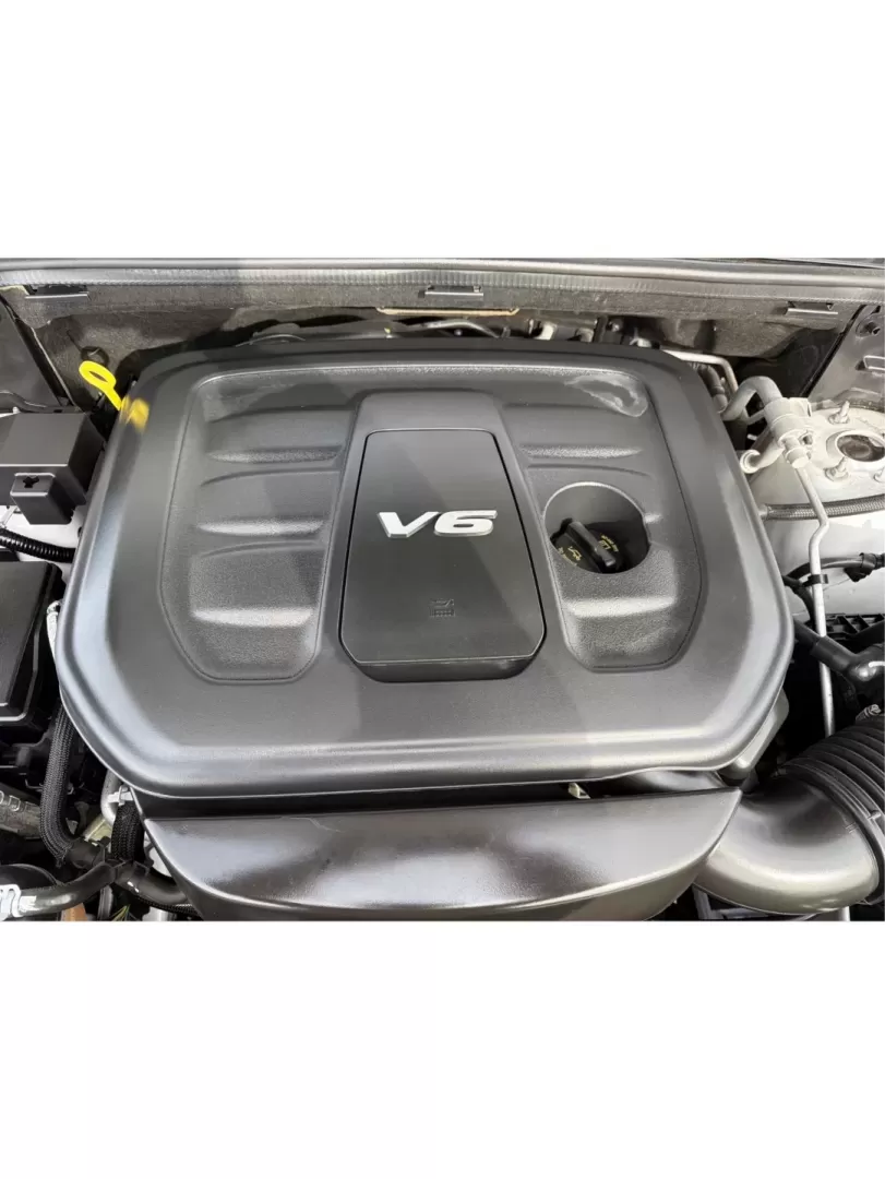 2016 Jeep Grand Cherokee Limited (1C4RJFBG8GC) with an Other engine, located at 8750 N County Rd 25A, Piqua, OH, 45356, (937) 908-9800, 40.164391, -84.232513 - Discover the ultimate blend of luxury and capability with this stunning 2016 Jeep Grand Cherokee Limited, now available at Advantage Car and Credit - Piqua! Perfect for those who crave adventure while needing a reliable vehicle for daily commuting or weekend family outings, this SUV is designed to e - Photo#11