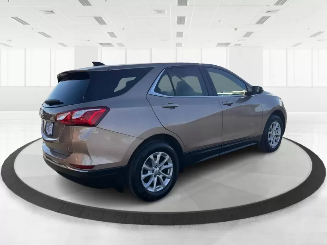 2018 Chevrolet Equinox LT (3GNAXJEV9JL) with an 1.5L I-4 gasoline direct injection engine, 6A transmission, located at 4508 South Dixie Dr, Moraine, OH, 45439, (937) 908-9800, 39.689976, -84.218452 - Experience the perfect balance of style, comfort, and functionality with the 2018 Chevrolet Equinox LT, available now at Advantage Car and Credit in Moraine, OH. This SUV is not just a vehicle; it's your companion for weekend getaways, school runs, and daily commutes. With a spacious interior design - Photo#2