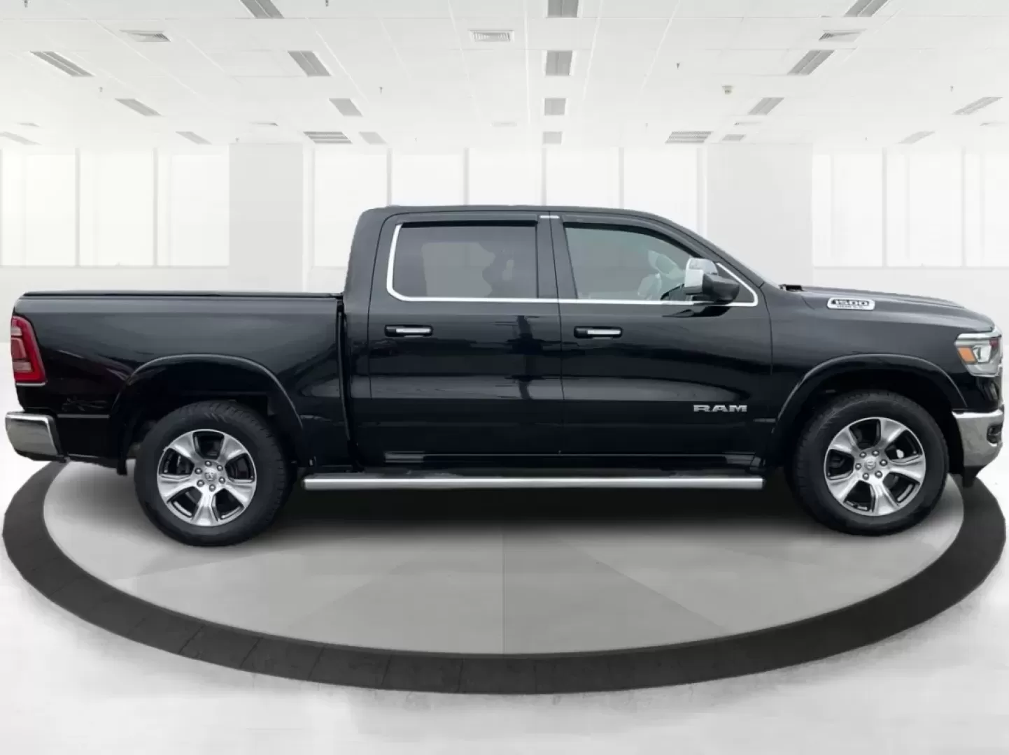 2019 Ram 1500 Laramie Crew Cab SWB 4WD (1C6SRFJT5KN) with an 5.7L V8 OHV 16V engine, 8-Speed Automatic transmission, located at 401 Woodman Dr, Riverside, OH, 45431, (937) 908-9800, 39.760899, -84.123421 - **Unleash Your Adventures with the 2019 Ram 1500 Laramie Crew Cab Perfect for Work and Play!**<br /> <br /> Are you ready to elevate your daily driving experience? Look no further than this stunning 2019 Ram 1500 Laramie Crew Cab, a vehicle designed to enhance your lifestyle whether you're commutin - Photo#1