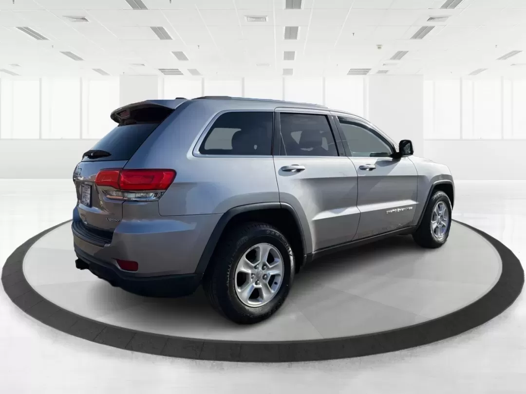 2014 Jeep Grand Cherokee Laredo (1C4RJEAG9EC) with an 3.6L V-6 DOHC engine, located at 1184 Kauffman Ave, Fairborn, OH, 45324, (937) 908-9800, 39.807072, -84.030914 - **Elevate Your Adventures with the 2014 Jeep Grand Cherokee Laredo!**<br /> <br /> Are you ready to take your family on unforgettable road trips or tackle weekend adventures like never before? The 2014 Jeep Grand Cherokee Laredo is designed for those who crave exploration and comfort in equal measur - Photo#2