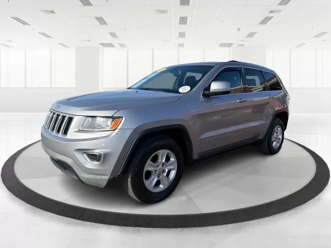 2014 Jeep Grand Cherokee Laredo (1C4RJEAG9EC) with an 3.6L V-6 DOHC engine, located at 1184 Kauffman Ave, Fairborn, OH, 45324, (937) 908-9800, 39.807072, -84.030914 - **Elevate Your Adventures with the 2014 Jeep Grand Cherokee Laredo!**<br /> <br /> Are you ready to take your family on unforgettable road trips or tackle weekend adventures like never before? The 2014 Jeep Grand Cherokee Laredo is designed for those who crave exploration and comfort in equal measur - Photo#8
