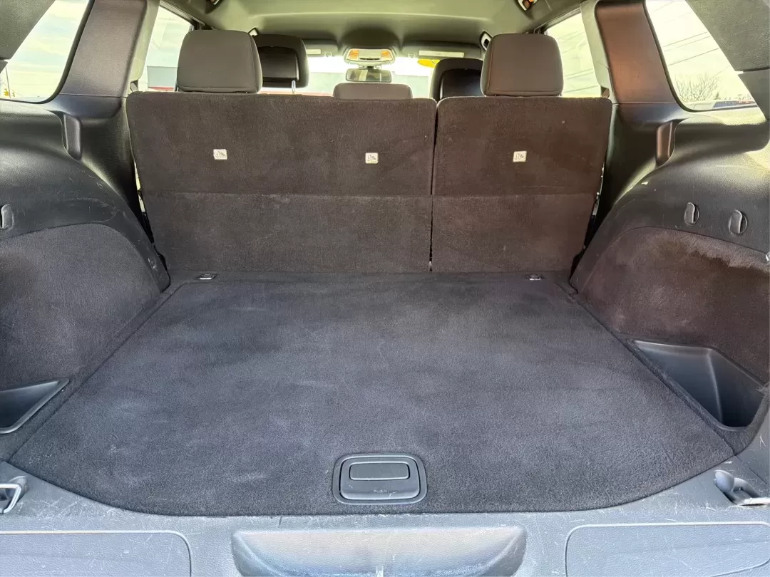 2014 Jeep Grand Cherokee Laredo (1C4RJEAG9EC) with an 3.6L V-6 DOHC engine, located at 1184 Kauffman Ave, Fairborn, OH, 45324, (937) 908-9800, 39.807072, -84.030914 - **Elevate Your Adventures with the 2014 Jeep Grand Cherokee Laredo!**<br /> <br /> Are you ready to take your family on unforgettable road trips or tackle weekend adventures like never before? The 2014 Jeep Grand Cherokee Laredo is designed for those who crave exploration and comfort in equal measur - Photo#12