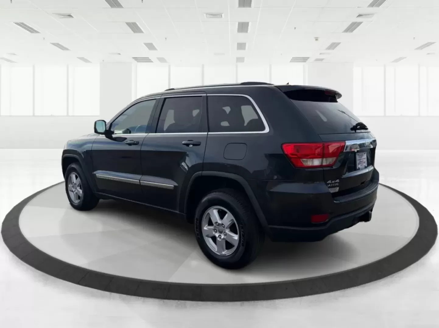 2012 Jeep Grand Cherokee Laredo (1C4RJFAG0CC) with an Other engine, located at 1099 N County Rd 25A , Troy, OH, 45373, (937) 908-9800, 40.057079, -84.212883 - **Adventure Awaits: Explore the Open Road in a 2012 Jeep Grand Cherokee Laredo!**<br /> <br /> If you're a weekend warrior or a growing family looking for your next adventure, this 2012 Jeep Grand Cherokee Laredo is the perfect fit for you! With its robust 4WD capabilities and spacious interior, you - Photo#4