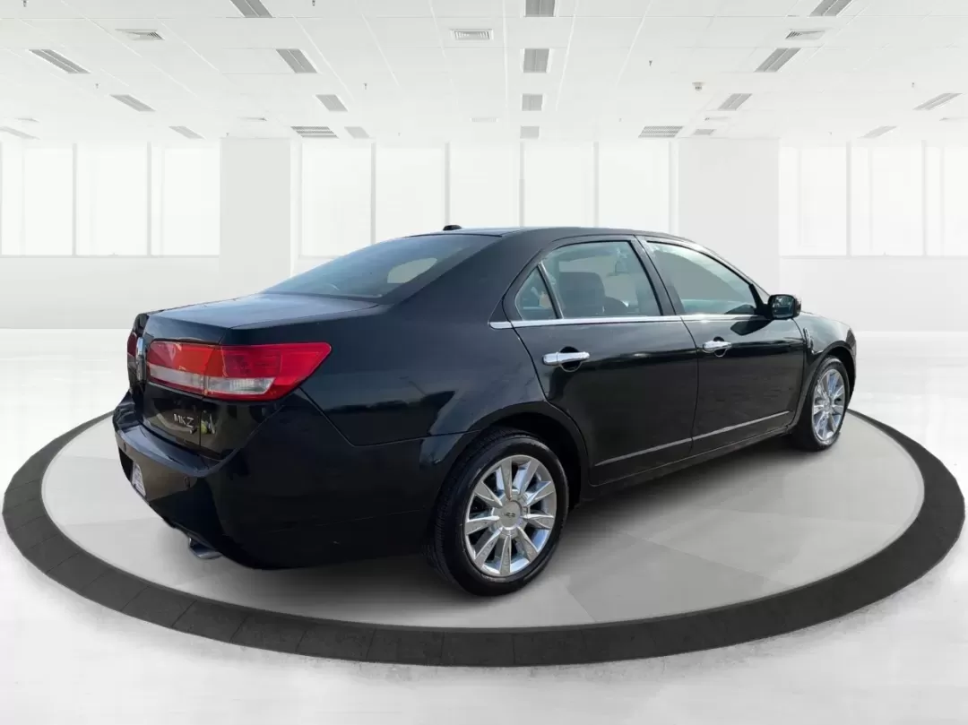 2011 Lincoln MKZ Base (3LNHL2GC5BR) with an Other engine, located at 401 Woodman Dr, Riverside, OH, 45431, (937) 908-9800, 39.760899, -84.123421 - **Elevate Your Commute with the 2011 Lincoln MKZ at Advantage Car and Credit - Riverside!**<br /> <br /> Ready to transform your daily drive into a luxurious experience? The 2011 Lincoln MKZ is the perfect vehicle for those seeking comfort without compromising on style. With its sleek black exterior - Photo#2