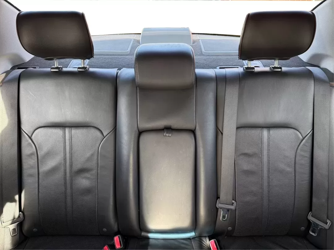 2011 Lincoln MKZ Base (3LNHL2GC5BR) with an Other engine, located at 401 Woodman Dr, Riverside, OH, 45431, (937) 908-9800, 39.760899, -84.123421 - **Elevate Your Commute with the 2011 Lincoln MKZ at Advantage Car and Credit - Riverside!**<br /> <br /> Ready to transform your daily drive into a luxurious experience? The 2011 Lincoln MKZ is the perfect vehicle for those seeking comfort without compromising on style. With its sleek black exterior - Photo#14