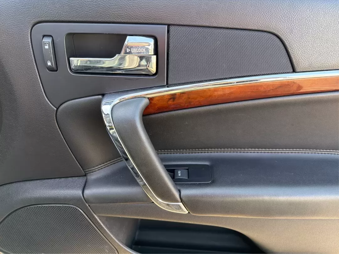 2011 Lincoln MKZ Base (3LNHL2GC5BR) with an Other engine, located at 401 Woodman Dr, Riverside, OH, 45431, (937) 908-9800, 39.760899, -84.123421 - **Elevate Your Commute with the 2011 Lincoln MKZ at Advantage Car and Credit - Riverside!**<br /> <br /> Ready to transform your daily drive into a luxurious experience? The 2011 Lincoln MKZ is the perfect vehicle for those seeking comfort without compromising on style. With its sleek black exterior - Photo#20