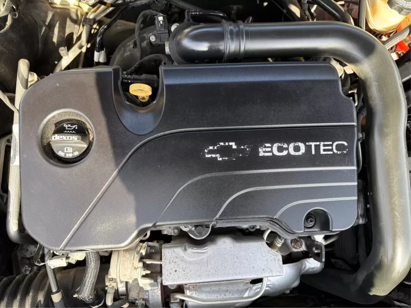 2016 Chevrolet Malibu 1LT (1G1ZE5ST3GF) with an ECOTEC 1.5L I-4 gasoline direct injection engine, located at 401 Woodman Dr, Riverside, OH, 45431, (937) 908-9800, 39.760899, -84.123421 - Discover the perfect blend of style, comfort, and reliability with this stunning 2016 Chevrolet Malibu 1LT, an ideal choice for budget-conscious buyers and families looking for a dependable daily driver. With its roomy interior and impressive fuel efficiency, this sedan not only excels at getting yo - Photo#11