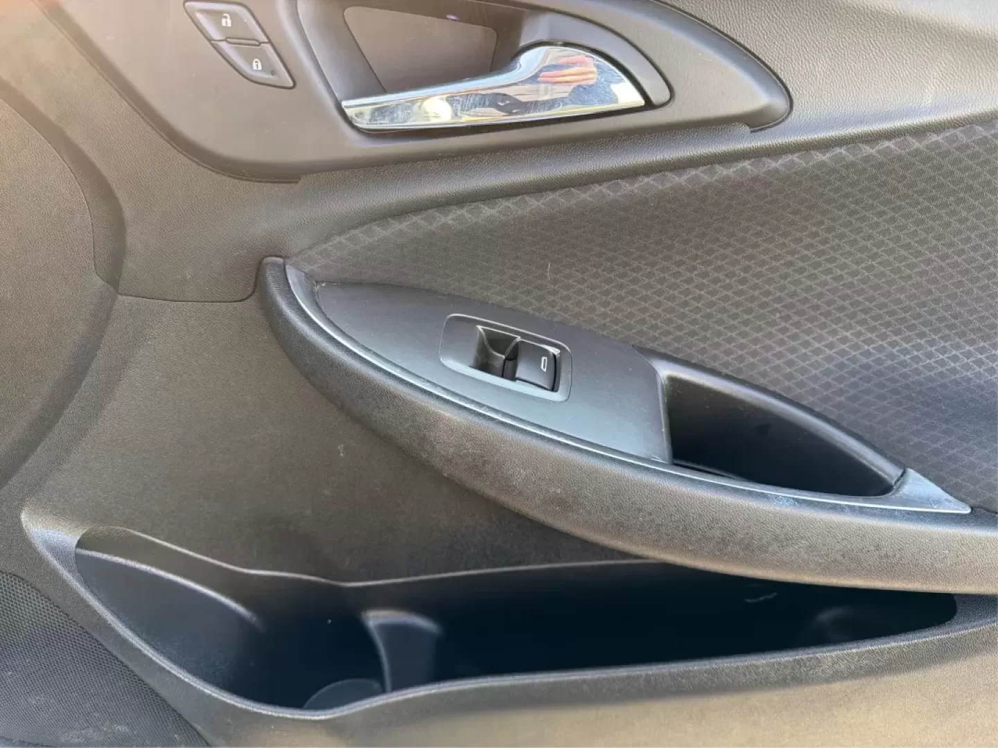 2016 Chevrolet Malibu 1LT (1G1ZE5ST3GF) with an ECOTEC 1.5L I-4 gasoline direct injection engine, located at 401 Woodman Dr, Riverside, OH, 45431, (937) 908-9800, 39.760899, -84.123421 - Discover the perfect blend of style, comfort, and reliability with this stunning 2016 Chevrolet Malibu 1LT, an ideal choice for budget-conscious buyers and families looking for a dependable daily driver. With its roomy interior and impressive fuel efficiency, this sedan not only excels at getting yo - Photo#20