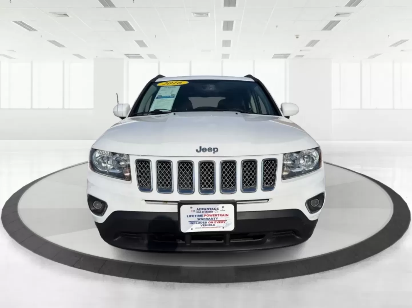 2016 Jeep Compass High Altitude Edition (1C4NJDEB4GD) with an 2.4L I-4 DOHC engine, 6A transmission, located at 4508 South Dixie Dr, Moraine, OH, 45439, (937) 908-9800, 39.689976, -84.218452 - ### Get Ready for Your Next Adventure with the 2016 Jeep Compass High Altitude Edition!<br /> <br /> Are you an adventure seeker or a weekend warrior? The 2016 Jeep Compass High Altitude Edition is the perfect vehicle to elevate your lifestyle! Ideal for those who love hitting the trails or simply r - Photo#7