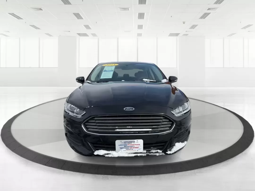 2015 Ford Fusion SE (3FA6P0H78FR) with an 2.5L L4 DOHC 16V engine, Automatic transmission, located at 4508 South Dixie Dr, Moraine, OH, 45439, (937) 908-9800, 39.689976, -84.218452 - Discover the perfect blend of style, comfort, and reliability with this stunning 2015 Ford Fusion SE, available now at Advantage Car and Credit in Moraine, OH! Whether you're commuting to work, shuttling kids to school, or embarking on weekend adventures, this sleek sedan is designed to fit seamless - Photo#7