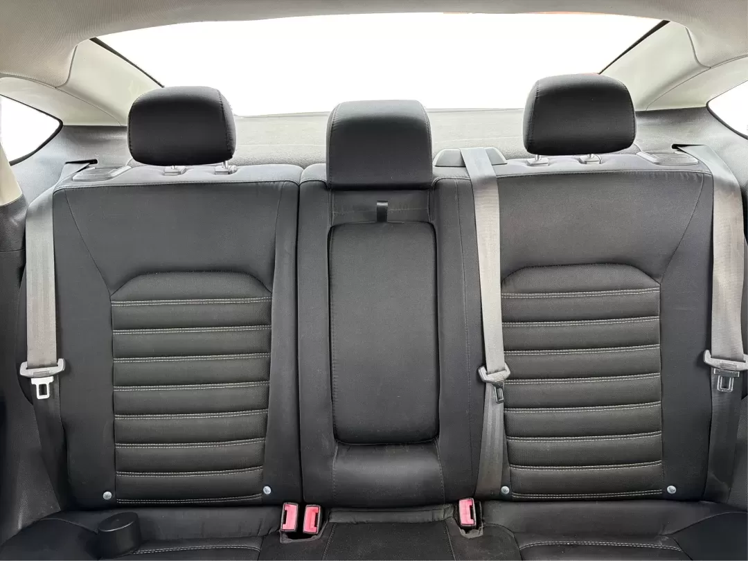 2015 Ford Fusion SE (3FA6P0H78FR) with an 2.5L L4 DOHC 16V engine, Automatic transmission, located at 4508 South Dixie Dr, Moraine, OH, 45439, (937) 908-9800, 39.689976, -84.218452 - Discover the perfect blend of style, comfort, and reliability with this stunning 2015 Ford Fusion SE, available now at Advantage Car and Credit in Moraine, OH! Whether you're commuting to work, shuttling kids to school, or embarking on weekend adventures, this sleek sedan is designed to fit seamless - Photo#13