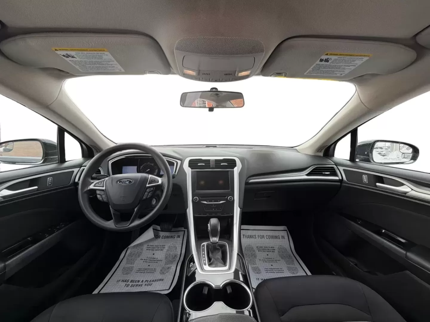 2015 Ford Fusion SE (3FA6P0H78FR) with an 2.5L L4 DOHC 16V engine, Automatic transmission, located at 4508 South Dixie Dr, Moraine, OH, 45439, (937) 908-9800, 39.689976, -84.218452 - Discover the perfect blend of style, comfort, and reliability with this stunning 2015 Ford Fusion SE, available now at Advantage Car and Credit in Moraine, OH! Whether you're commuting to work, shuttling kids to school, or embarking on weekend adventures, this sleek sedan is designed to fit seamless - Photo#20