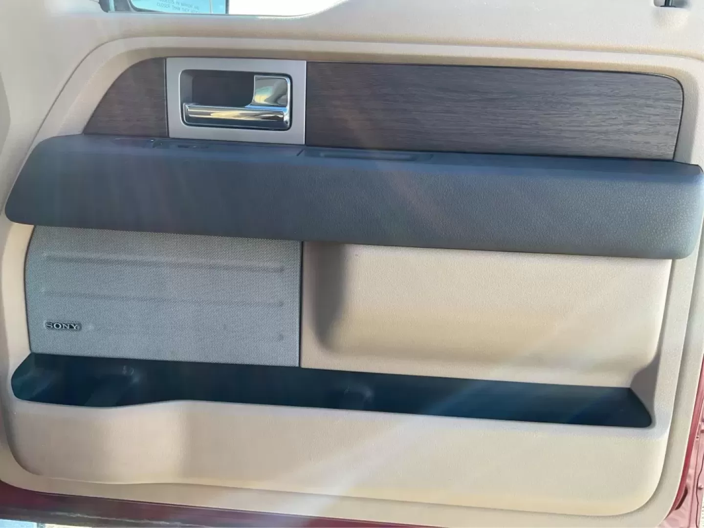 2014 Ford F-150 (1FTFW1ETXEK) with an Other engine, located at 1230 East Main St, Xenia, OH, 45385, (937) 908-9800, 39.688026, -83.910172 - **Unleash Your Adventures with the 2014 Ford F-150 LARIAT: The Ultimate Truck for Every Lifestyle!**<br /> <br /> Are you in search of a versatile vehicle that can handle everything from weekend adventures to daily commutes? Look no further! The 2014 Ford F-150 LARIAT is a reliable and rugged truck - Photo#19