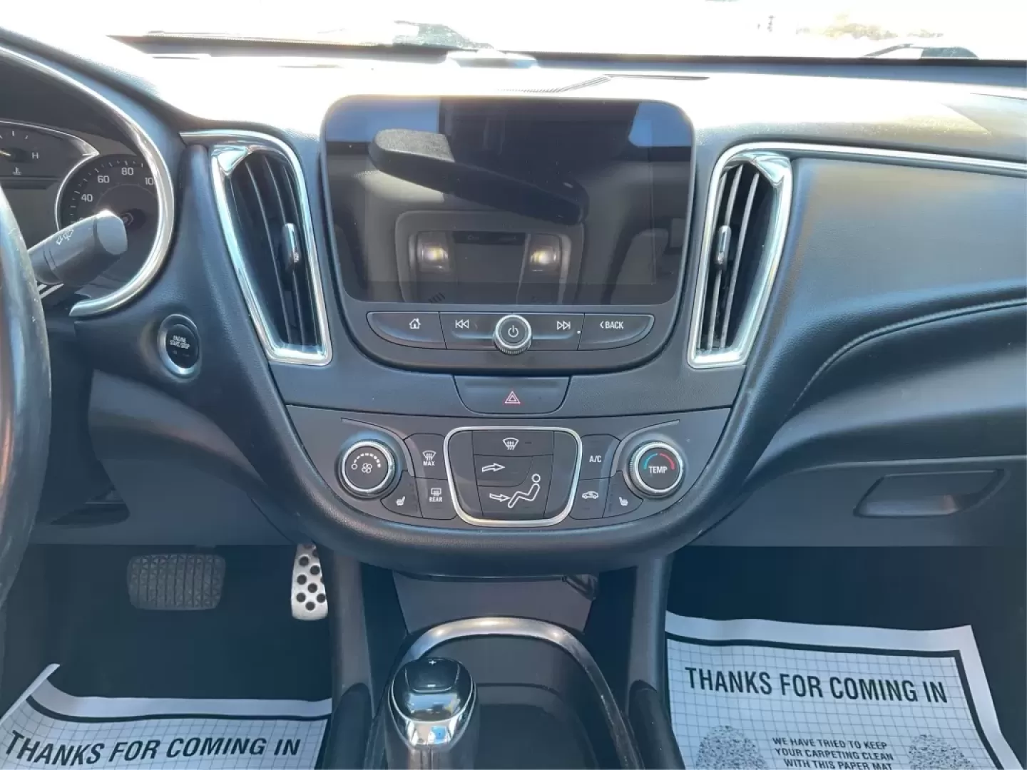 2016 Chevrolet Malibu 1LT (1G1ZE5ST6GF) with an ECOTEC 1.5L I-4 gasoline direct injection engine, located at 401 Woodman Dr, Riverside, OH, 45431, (937) 908-9800, 39.760899, -84.123421 - **Elevate Your Commute with the Exceptional 2016 Chevrolet Malibu 1LT** <br /> <br /> Are you searching for a reliable sedan that balances style, comfort, and performance? Look no further than the 2016 Chevrolet Malibu 1LT, available at Advantage Car and Credit in Riverside, OH. Perfect for both you - Photo#13