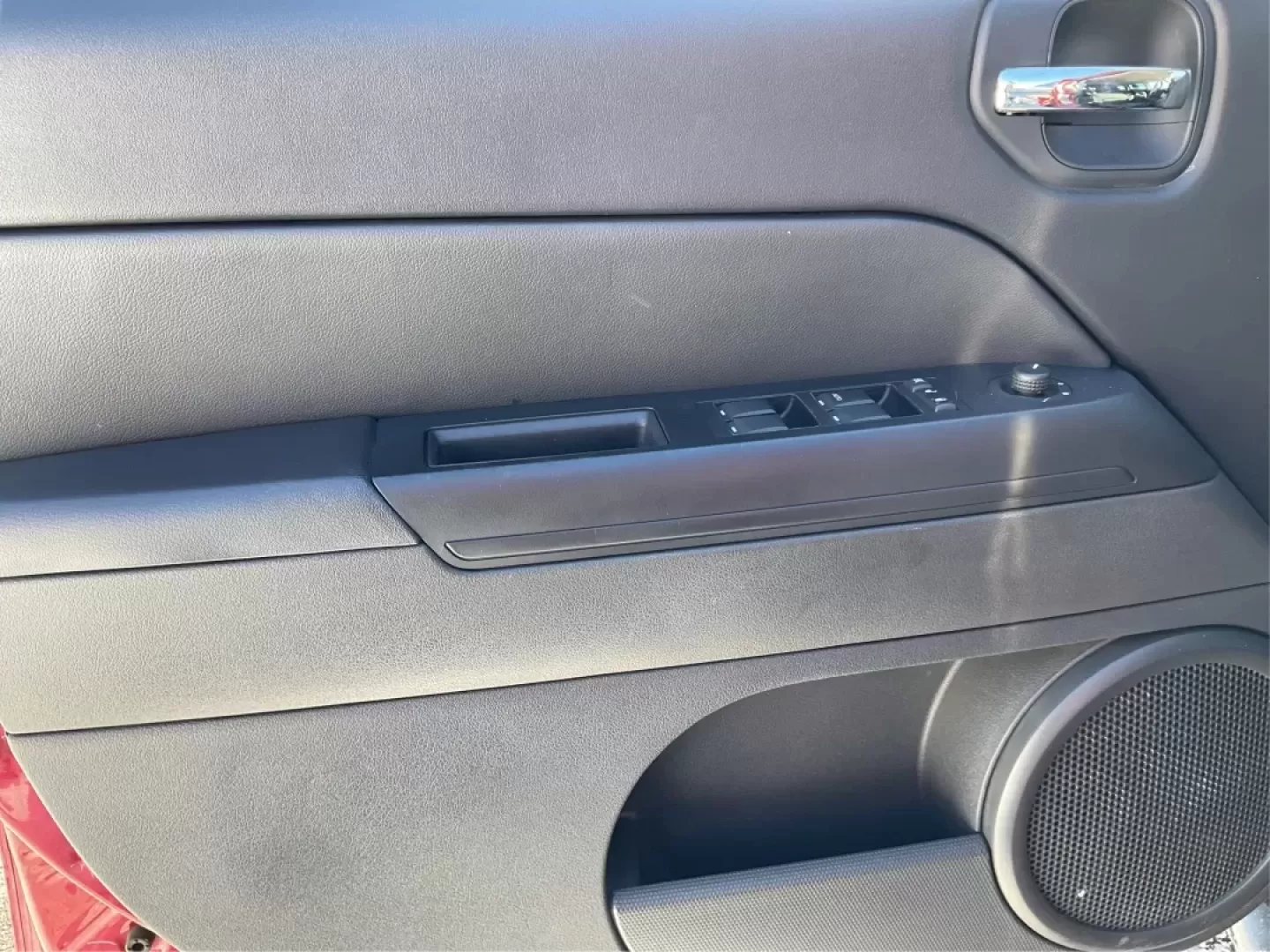 2014 Jeep Patriot (1C4NJRFB3ED) with an 2.4L I-4 DOHC engine, located at 4508 South Dixie Dr, Moraine, OH, 45439, (937) 908-9800, 39.689976, -84.218452 - **Adventure Awaits with This 2014 Jeep Patriot Latitude Perfect for Your Next Journey!**<br /> <br /> Are you ready to embrace the thrill of the open road? Whether you're planning a weekend getaway or just need a reliable companion for your daily commute, this 2014 Jeep Patriot Latitude is designed - Photo#17