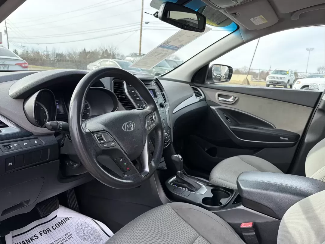 2013 Hyundai Santa Fe Sport (5XYZT3LB2DG) with an Theta II 2.4L I-4 gasoline direct injection engine, 6-Speed Automatic transmission, located at 1184 Kauffman Ave, Fairborn, OH, 45324, (937) 908-9800, 39.807072, -84.030914 - **Adventure Awaits: Drive the 2013 Hyundai Santa Fe Sport in Fairborn, OH!**<br /> <br /> Are you ready to elevate your lifestyle while enjoying the freedom of the open road? Look no further than the stunning 2013 Hyundai Santa Fe Sport, available now at Advantage Car and Credit in Fairborn, OH! Thi - Photo#9