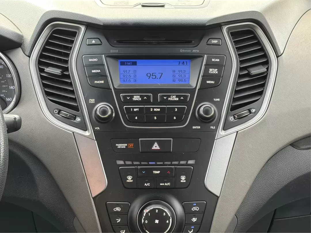 2013 Hyundai Santa Fe Sport (5XYZT3LB2DG) with an Theta II 2.4L I-4 gasoline direct injection engine, 6-Speed Automatic transmission, located at 1184 Kauffman Ave, Fairborn, OH, 45324, (937) 908-9800, 39.807072, -84.030914 - **Adventure Awaits: Drive the 2013 Hyundai Santa Fe Sport in Fairborn, OH!**<br /> <br /> Are you ready to elevate your lifestyle while enjoying the freedom of the open road? Look no further than the stunning 2013 Hyundai Santa Fe Sport, available now at Advantage Car and Credit in Fairborn, OH! Thi - Photo#13