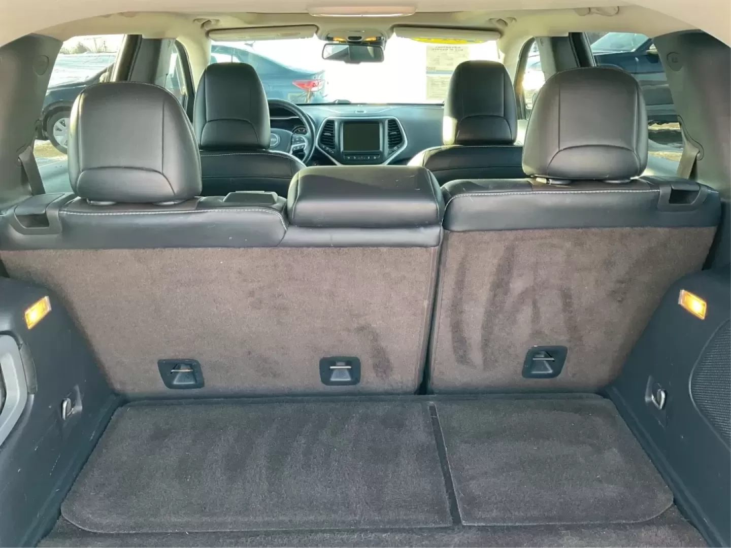 2014 Jeep Cherokee (1C4PJMDS5EW) with an Other engine, located at 1230 East Main St, Xenia, OH, 45385, (937) 908-9800, 39.688026, -83.910172 - Discover the perfect blend of versatility and style with the 2014 Jeep Cherokee Limited, now available at Advantage Car and Credit in Troy, OH! Whether you're navigating the daily grind or embarking on weekend adventures, this crossover SUV is designed to enhance your lifestyle, making it an ideal c - Photo#12