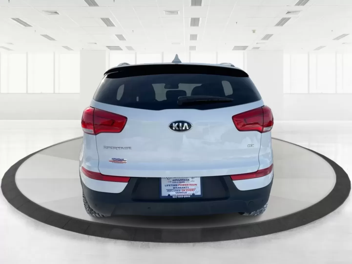 2016 Kia Sportage EX (KNDPCCAC2G7) with an Theta II 2.4L I-4 gasoline direct injection engine, 6-Speed Automatic transmission, located at 8750 N County Rd 25A, Piqua, OH, 45356, (937) 908-9800, 40.164391, -84.232513 - ### Elevate Your Adventures with the 2016 Kia Sportage EX from Advantage Car and Credit - Piqua!<br /> <br /> Are you ready to embrace a lifestyle filled with adventure and comfort? Whether you're a growing family, a daily commuter, or someone who loves weekend getaways, the 2016 Kia Sportage EX is - Photo#3