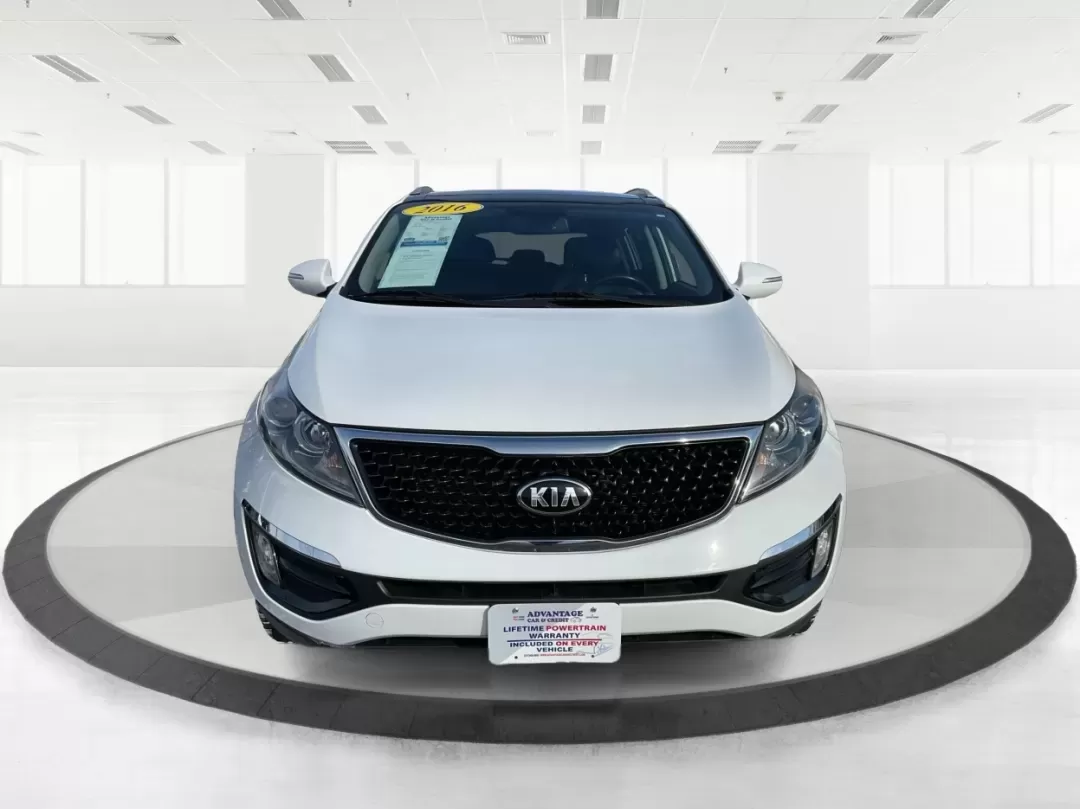 2016 Kia Sportage EX (KNDPCCAC2G7) with an Theta II 2.4L I-4 gasoline direct injection engine, located at 8750 N County Rd 25A, Piqua, OH, 45356, (937) 908-9800, 40.164391, -84.232513 - ### Elevate Your Adventures with the 2016 Kia Sportage EX from Advantage Car and Credit - Piqua!<br /> <br /> Are you ready to embrace a lifestyle filled with adventure and comfort? Whether you're a growing family, a daily commuter, or someone who loves weekend getaways, the 2016 Kia Sportage EX is - Photo#7
