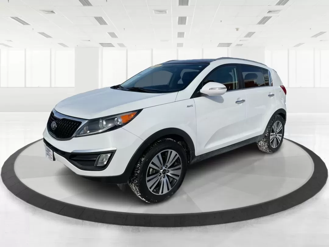 2016 Kia Sportage EX (KNDPCCAC2G7) with an Theta II 2.4L I-4 gasoline direct injection engine, located at 8750 N County Rd 25A, Piqua, OH, 45356, (937) 908-9800, 40.164391, -84.232513 - ### Elevate Your Adventures with the 2016 Kia Sportage EX from Advantage Car and Credit - Piqua!<br /> <br /> Are you ready to embrace a lifestyle filled with adventure and comfort? Whether you're a growing family, a daily commuter, or someone who loves weekend getaways, the 2016 Kia Sportage EX is - Photo#8