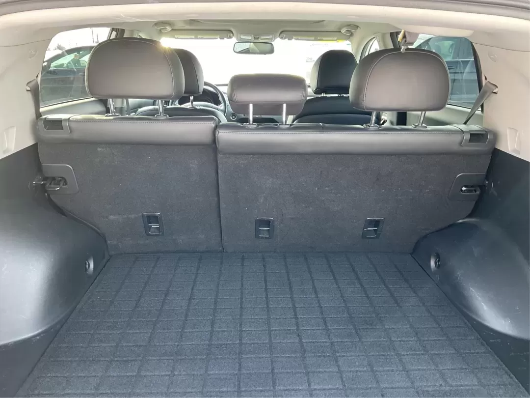 2016 Kia Sportage EX (KNDPCCAC2G7) with an Theta II 2.4L I-4 gasoline direct injection engine, located at 8750 N County Rd 25A, Piqua, OH, 45356, (937) 908-9800, 40.164391, -84.232513 - ### Elevate Your Adventures with the 2016 Kia Sportage EX from Advantage Car and Credit - Piqua!<br /> <br /> Are you ready to embrace a lifestyle filled with adventure and comfort? Whether you're a growing family, a daily commuter, or someone who loves weekend getaways, the 2016 Kia Sportage EX is - Photo#12