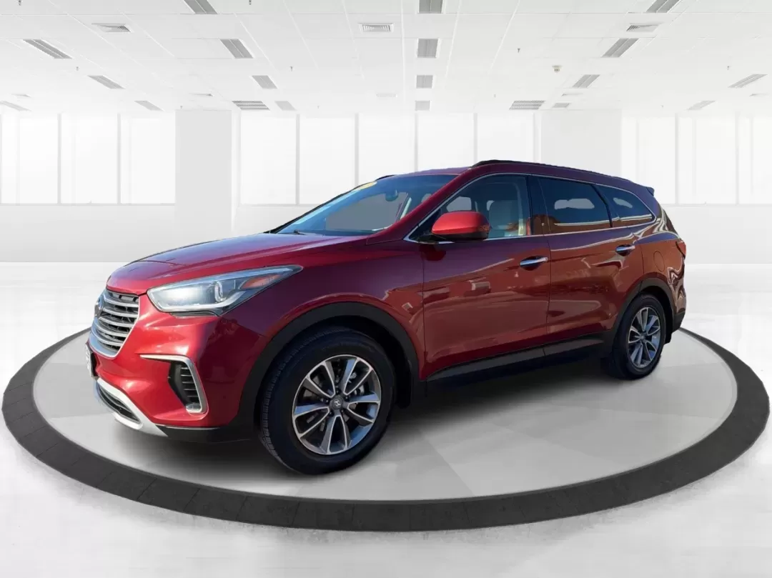 2017 Hyundai Santa Fe SE (KM8SMDHF0HU) with an 3.3L V-6 gasoline direct injection engine, 6A transmission, located at 1230 East Main St, Xenia, OH, 45385, (937) 908-9800, 39.688026, -83.910172 - **Adventure Awaits with This 2017 Hyundai Santa Fe SE - Your Ideal Family SUV!**<br /> <br /> Are you on the lookout for a versatile, spacious SUV that can easily accommodate your family's needs? Look no further than this stunning 2017 Hyundai Santa Fe SE, available now at Advantage Car and Credit i - Photo#8