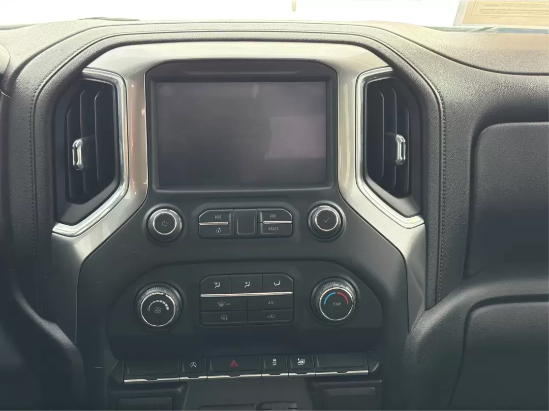 2020 Chevrolet Silverado 1500 4WD Double Cab Standard Bed LT (1GCRYDED6LZ) with an Other engine, located at 8750 N County Rd 25A, Piqua, OH, 45356, (937) 908-9800, 40.164391, -84.232513 - Are you ready to tackle your next big adventure without breaking the bank? The 2020 Chevrolet Silverado 1500 at Advantage Car and Credit in Piqua, OH, is your ideal companion for weekend getaways, family outings, or simply conquering your daily commute. With its rugged capabilities and comfortable r - Photo#13