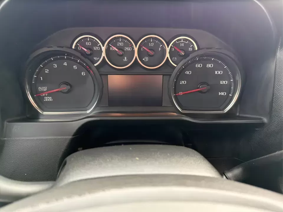 2020 Chevrolet Silverado 1500 4WD Double Cab Standard Bed LT (1GCRYDED6LZ) with an 5.3L V8 OHV 16V engine, 6A transmission, located at 4508 South Dixie Dr, Moraine, OH, 45439, (937) 908-9800, 39.689976, -84.218452 - Are you ready to tackle your next big adventure without breaking the bank? The 2020 Chevrolet Silverado 1500 at Advantage Car and Credit in Piqua, OH, is your ideal companion for weekend getaways, family outings, or simply conquering your daily commute. With its rugged capabilities and comfortable r - Photo#15